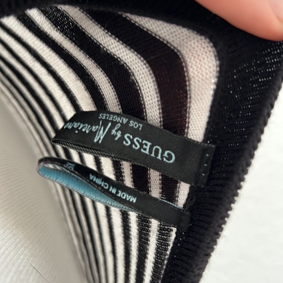 Guess by Marciano Stripe Long Sleeve Crop Top - Picture 3 of 3